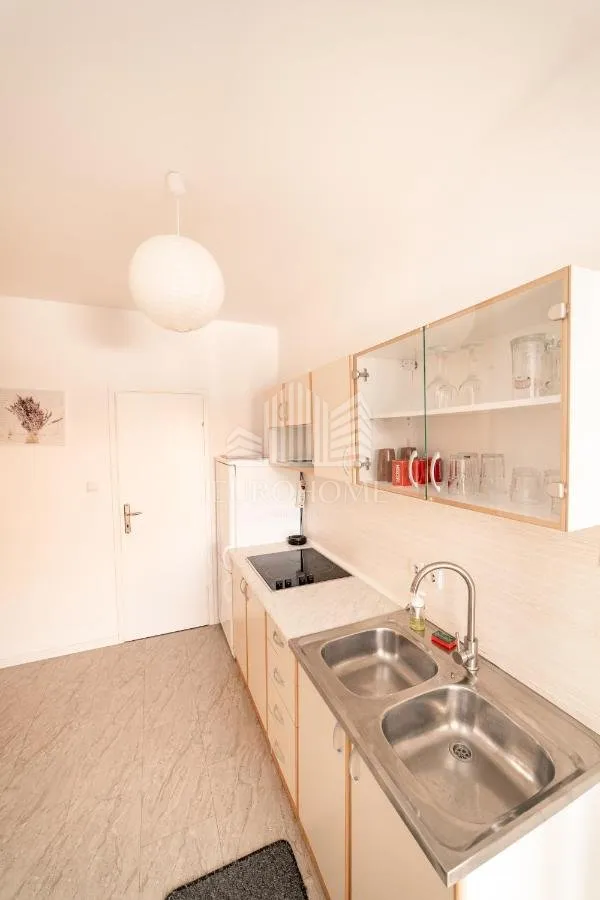 blizina zrća, gajac, kuća sa 8 apartmana 500 m od mora - slika 10