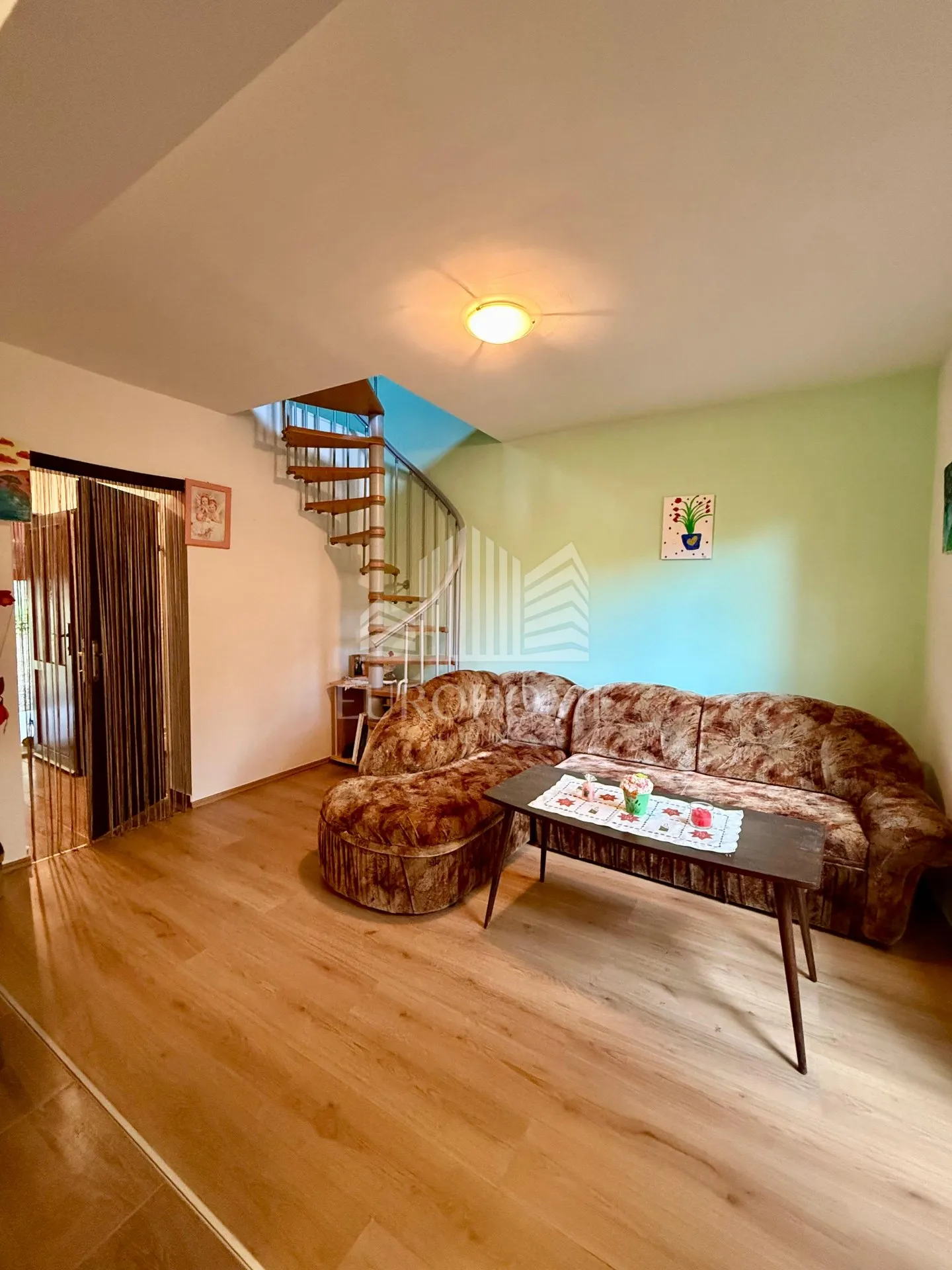 vikend kuća jazvenik - 150m2 - slika 24