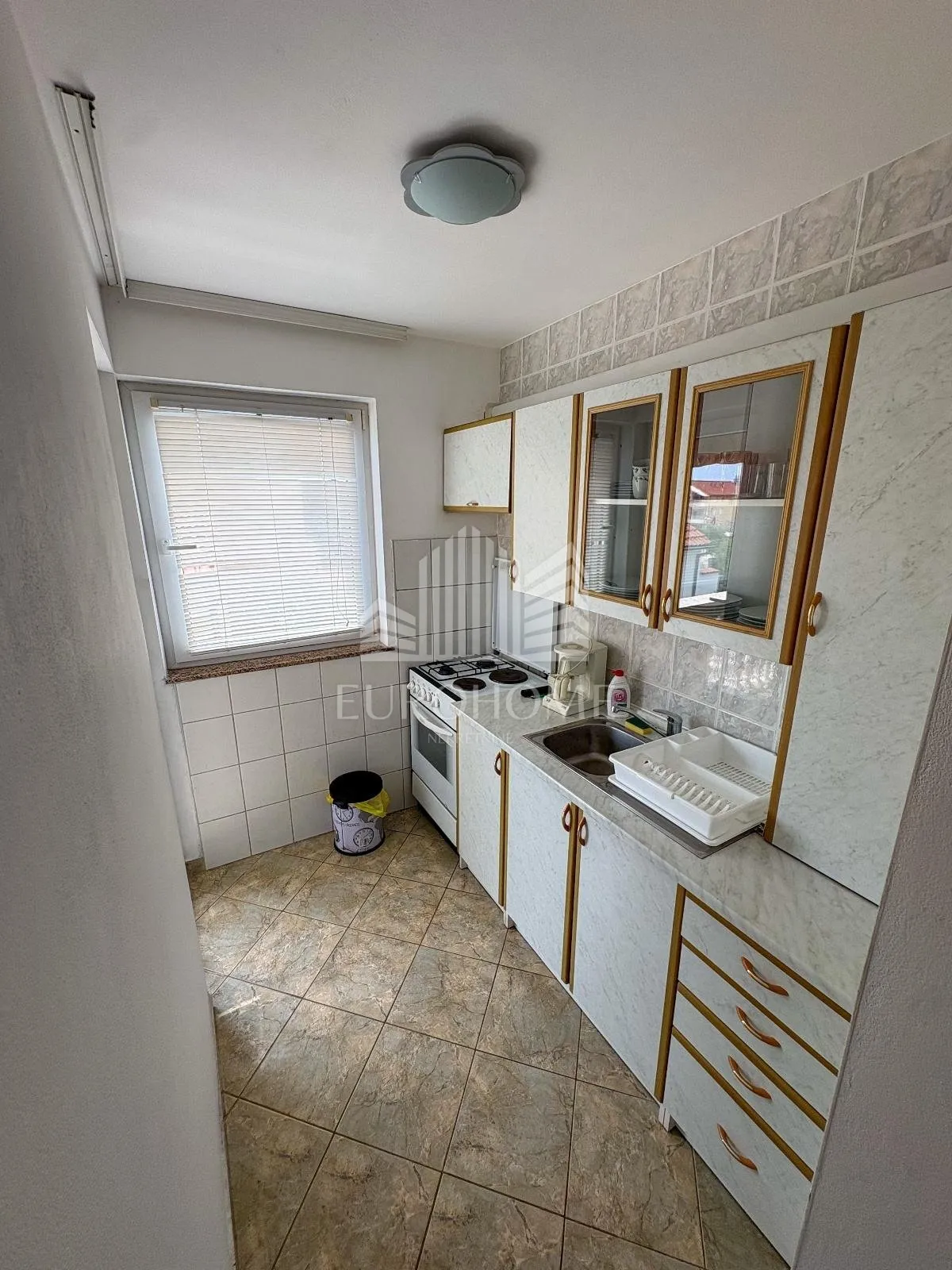 vodice, apartman 50m2, 20m od plaže - slika 8