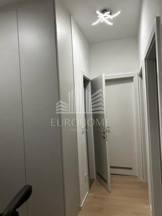 stan 105 m2, 3s - novogradnja, kod arena centra - slika 10