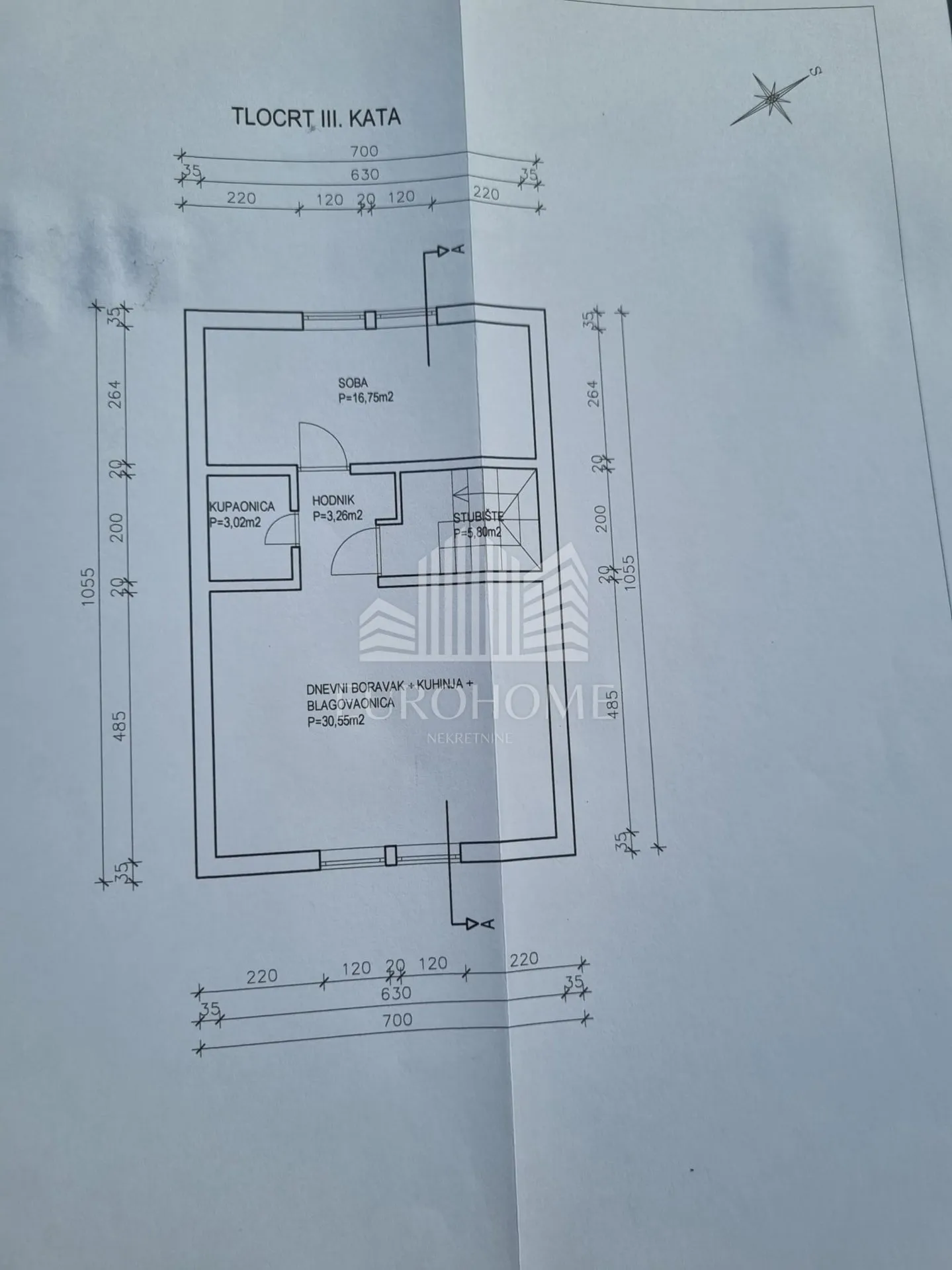 uređena višekatnica s vrtom, parkingom i 3 stana,260.00 m2 - slika 8