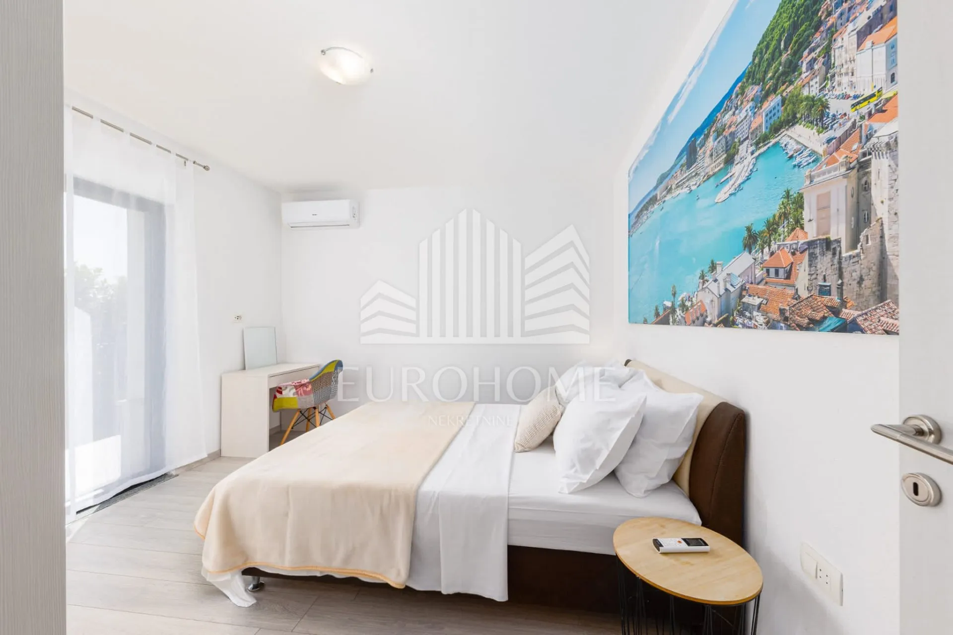 split, impresivna villa, 4 spavaće sobe, 195m2 - slika 22