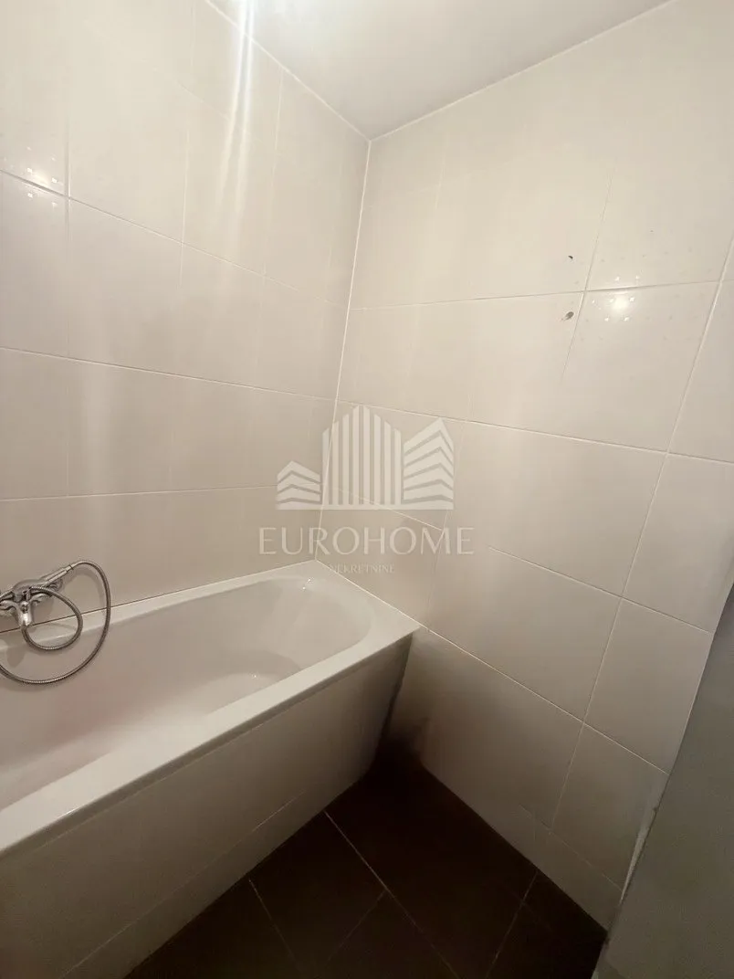 najam-poslovni prostor 48m2 - slika 4