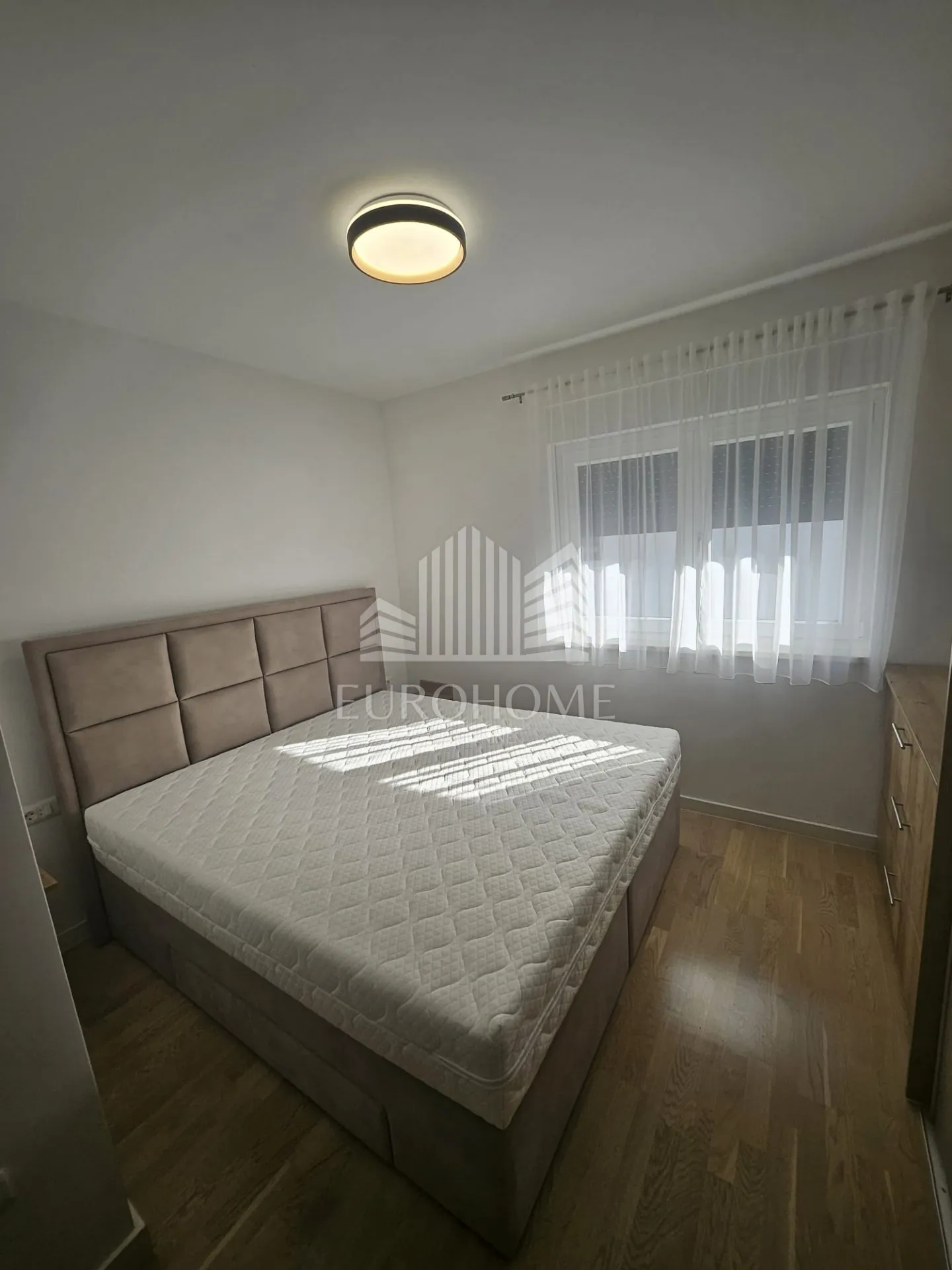 zadar-petrići, nov penthouese sa krovnom trasom i bazenom, potpuno namješten,146m2 - slika 12