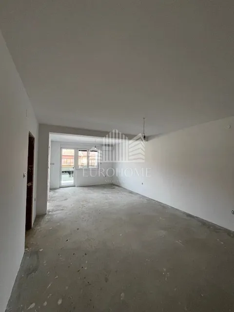osijek, novogradnja, uske njive, 2800€ - slika 23