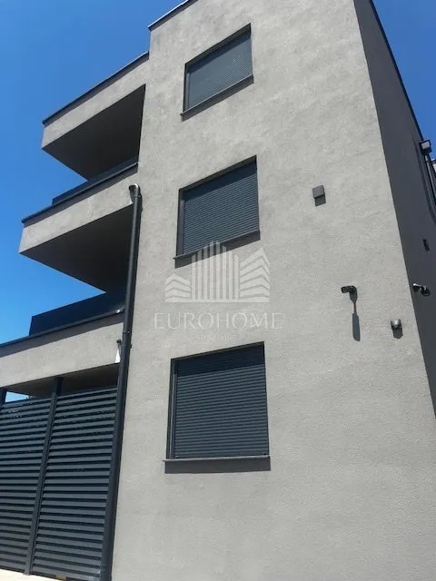 zadar, prvoklasna novogradnja, lift, penthouse 106m2 - slika 2