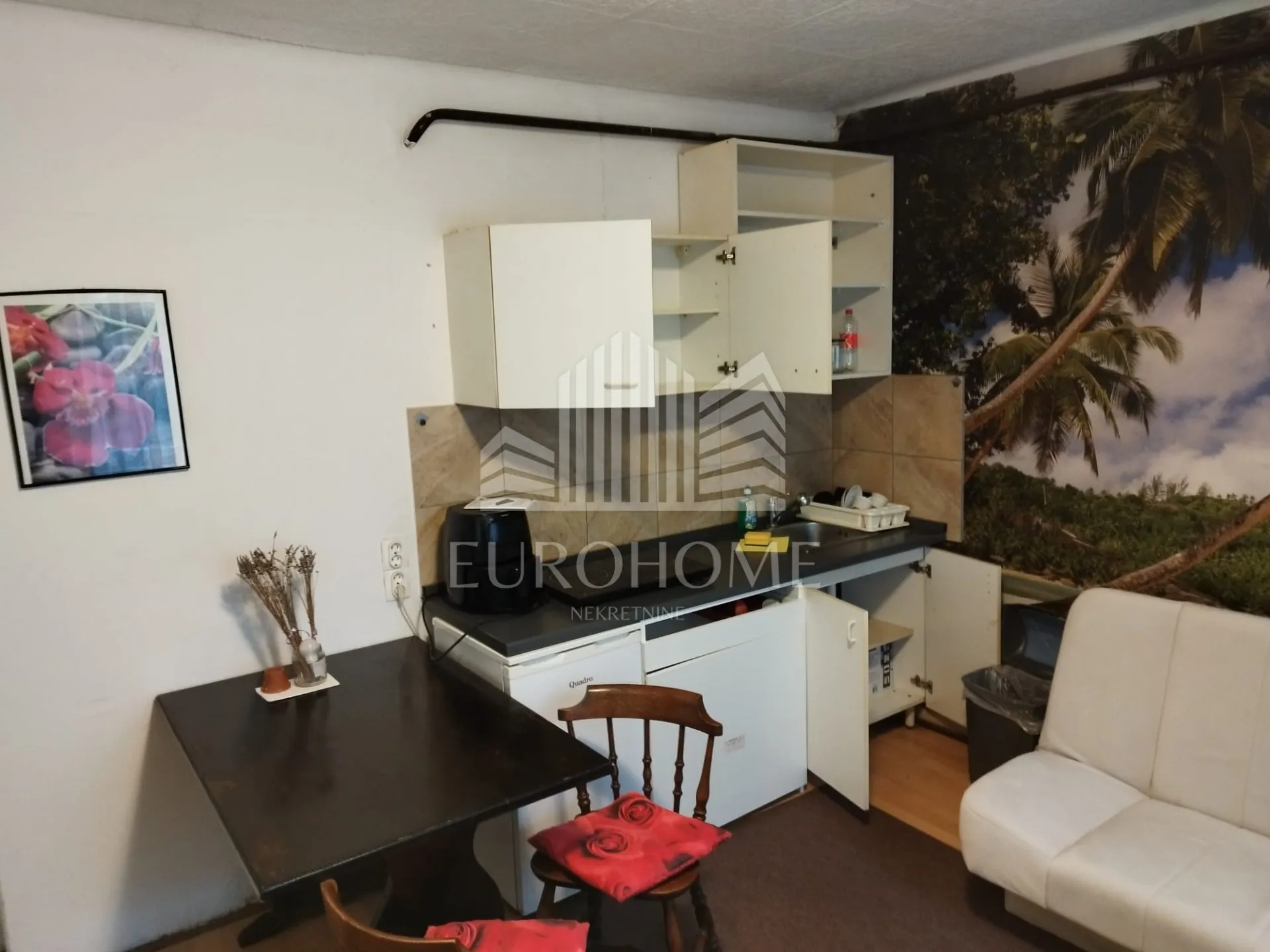 garsonijera 27 m2,trešnjevka kod placa - slika 5