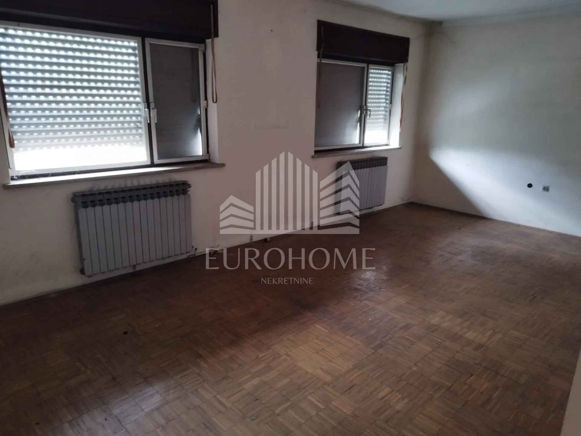 2 kuće, 500m2,1800 brp,zemljište 917 m2 -sesvete,prilika investitorima - slika 9