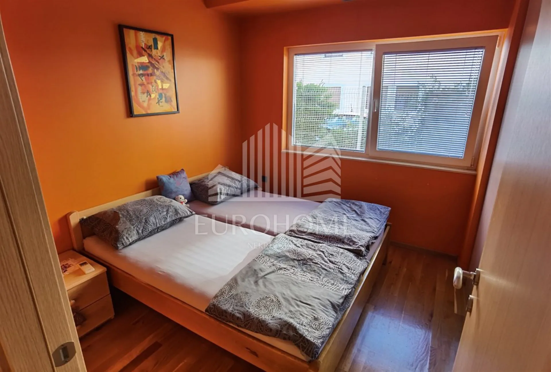 privlaka, apartman prvi red do mora, vrt, garaža 16m2 - slika 16