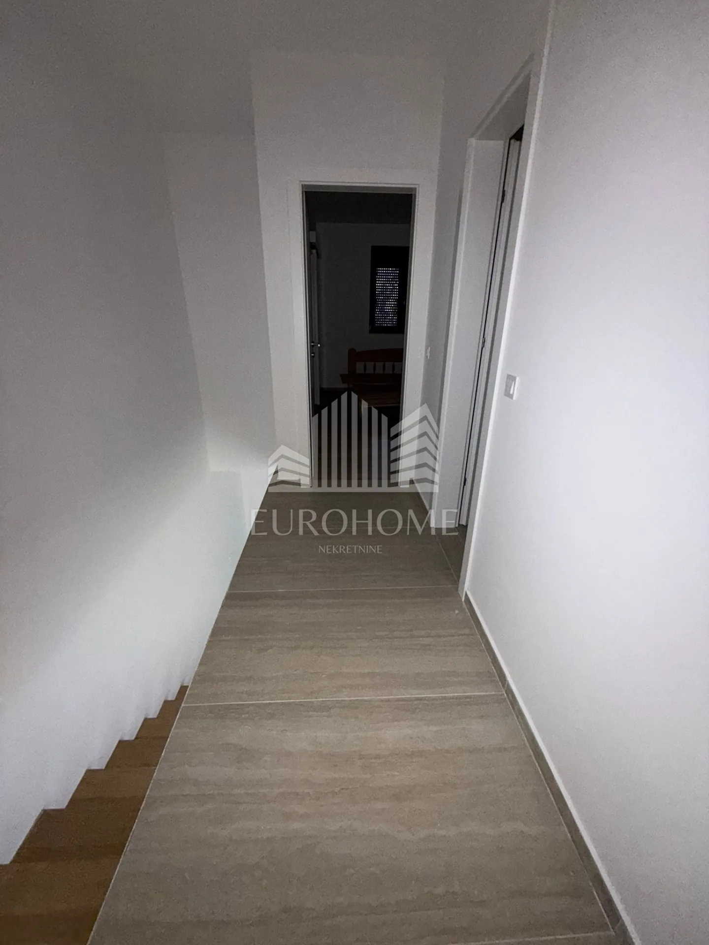 zaton, prekrasna kuća s bazenom (115 m2) + prostrana okućnica (250 m2) - slika 29