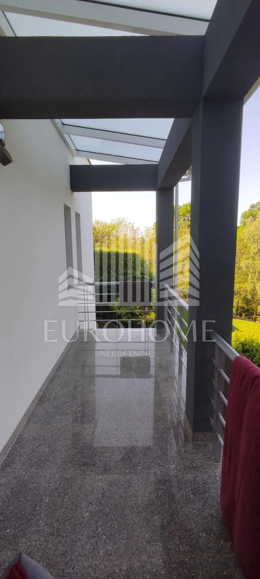 pantovčak, vila sa bazenom, 430m2 - slika 15