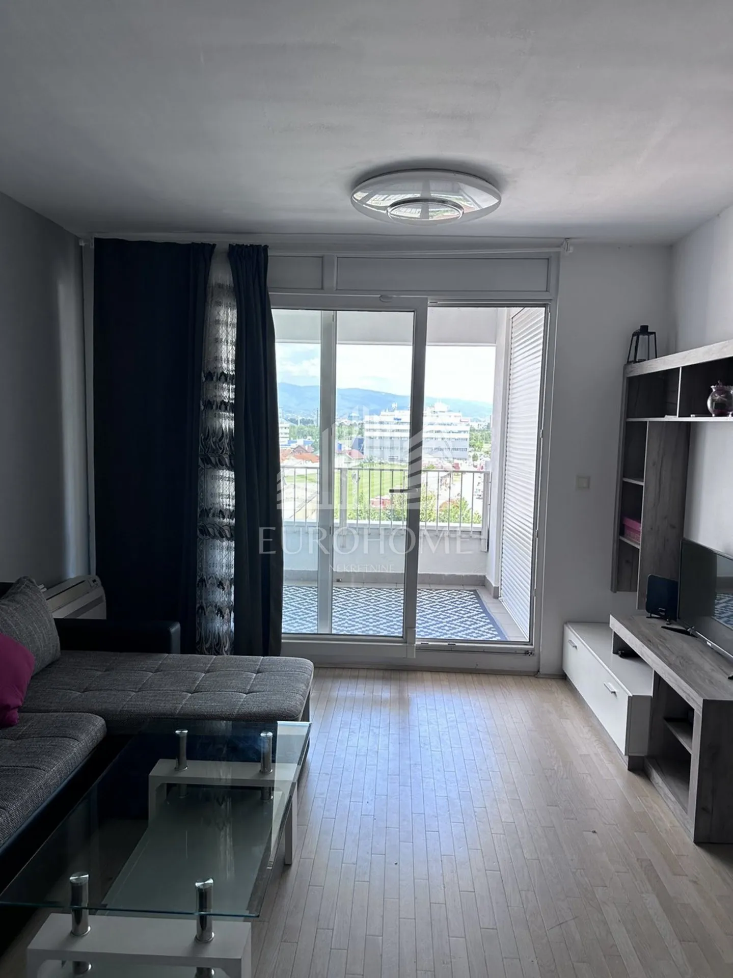 namješteni dvosobni stan novi zagreb 60m2 + gpm - slika 8