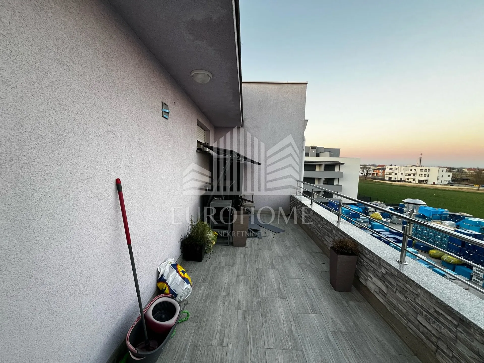 moderno namješten 3s penthouse 63m2, 2 lođe, vpm - veliko polje - - slika 14