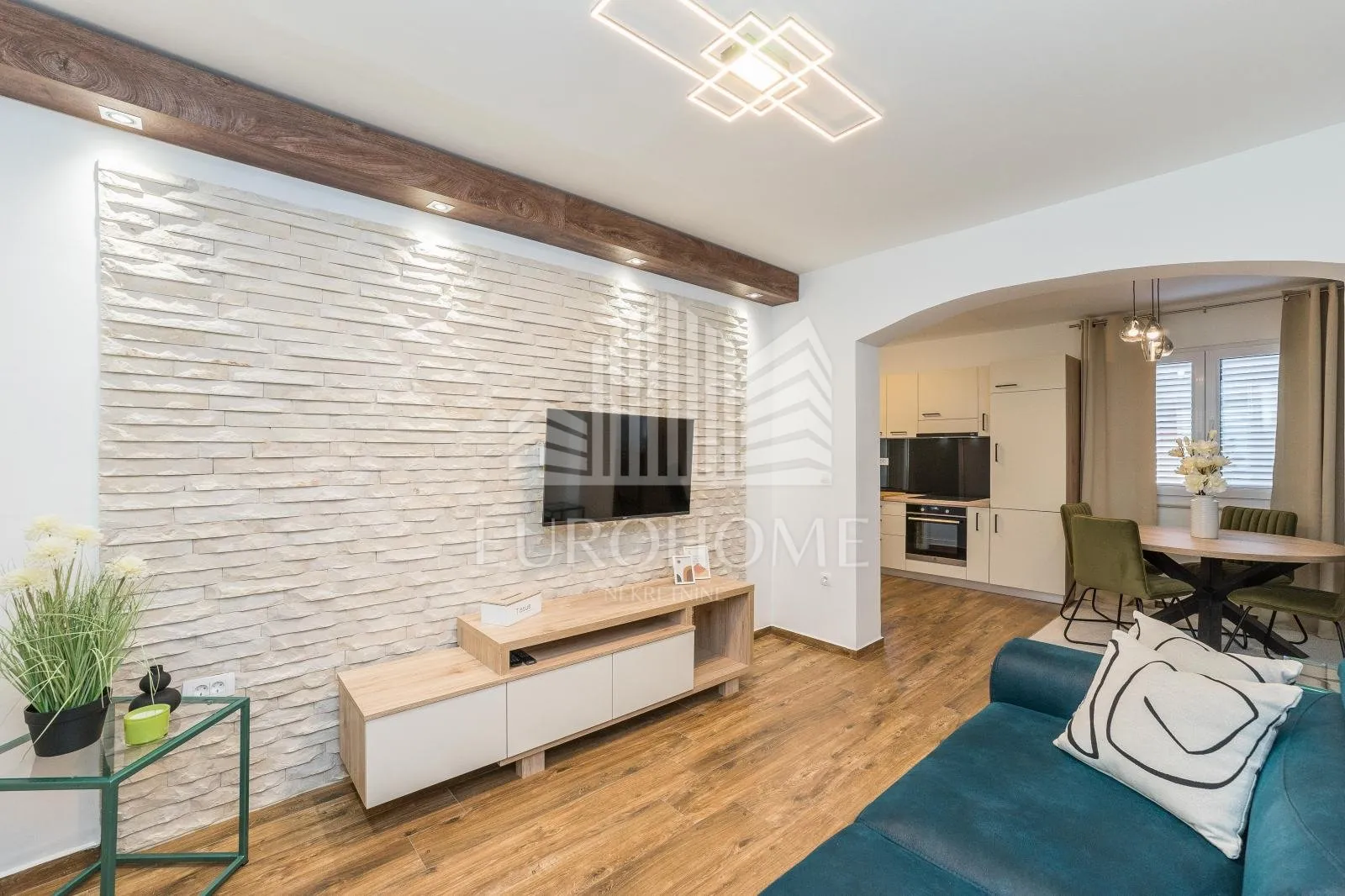 zadar, poluotok, dizajnerski stan u centru jezgre, 60m2 - slika 4