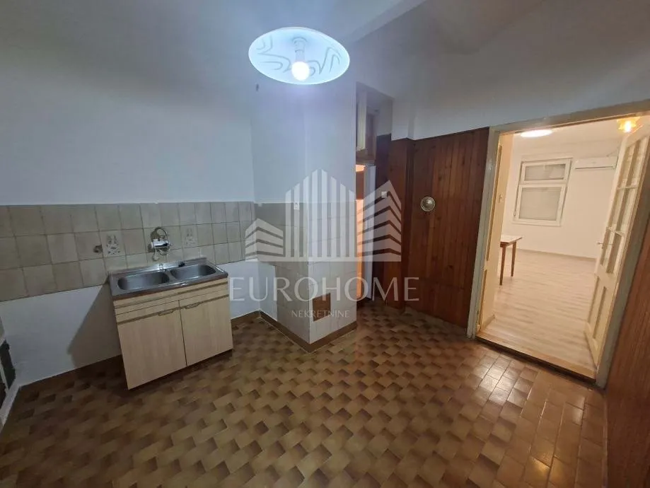 šenoina, jednosoban stan, 32 m2 - slika 6