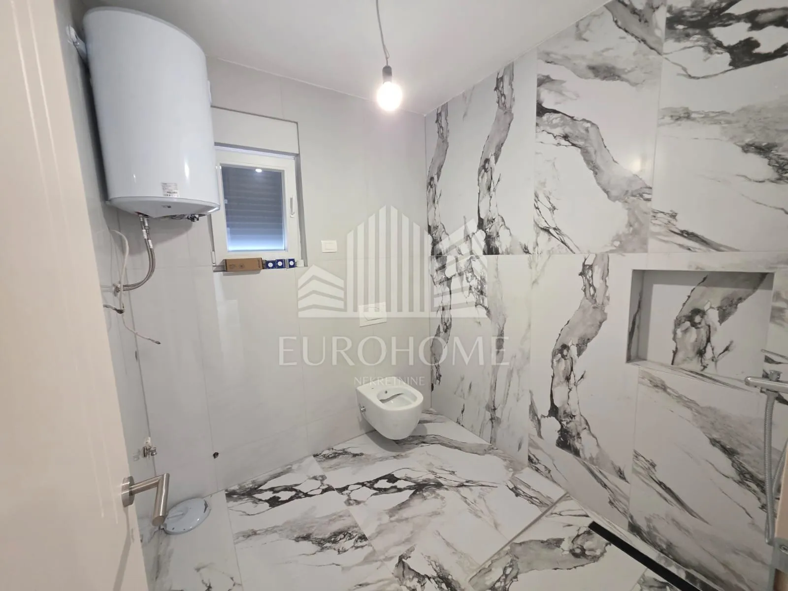 privlaka, odlična prilika ! novogradnja, prvi kat (78m2) - slika 13