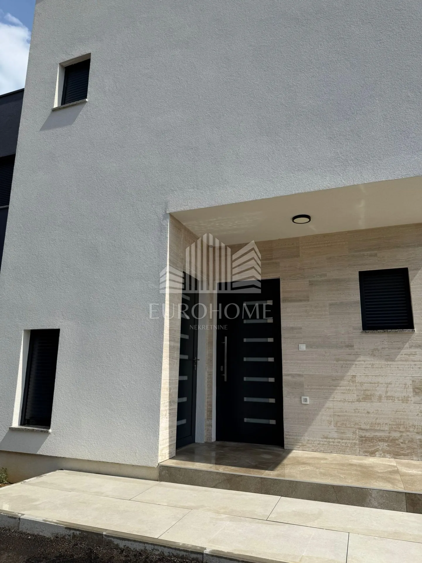 zaton, prekrasna kuća s bazenom (115 m2) + prostrana okućnica (250 m2) - slika 4