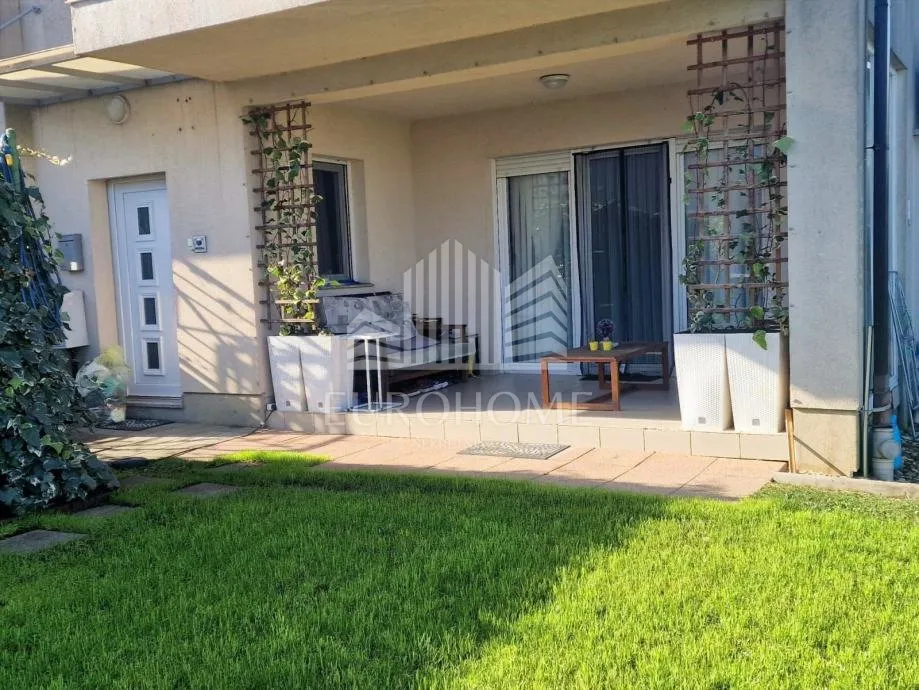 odlična cijena! 110 m² moderan stan, sv. nedelja - slika 4