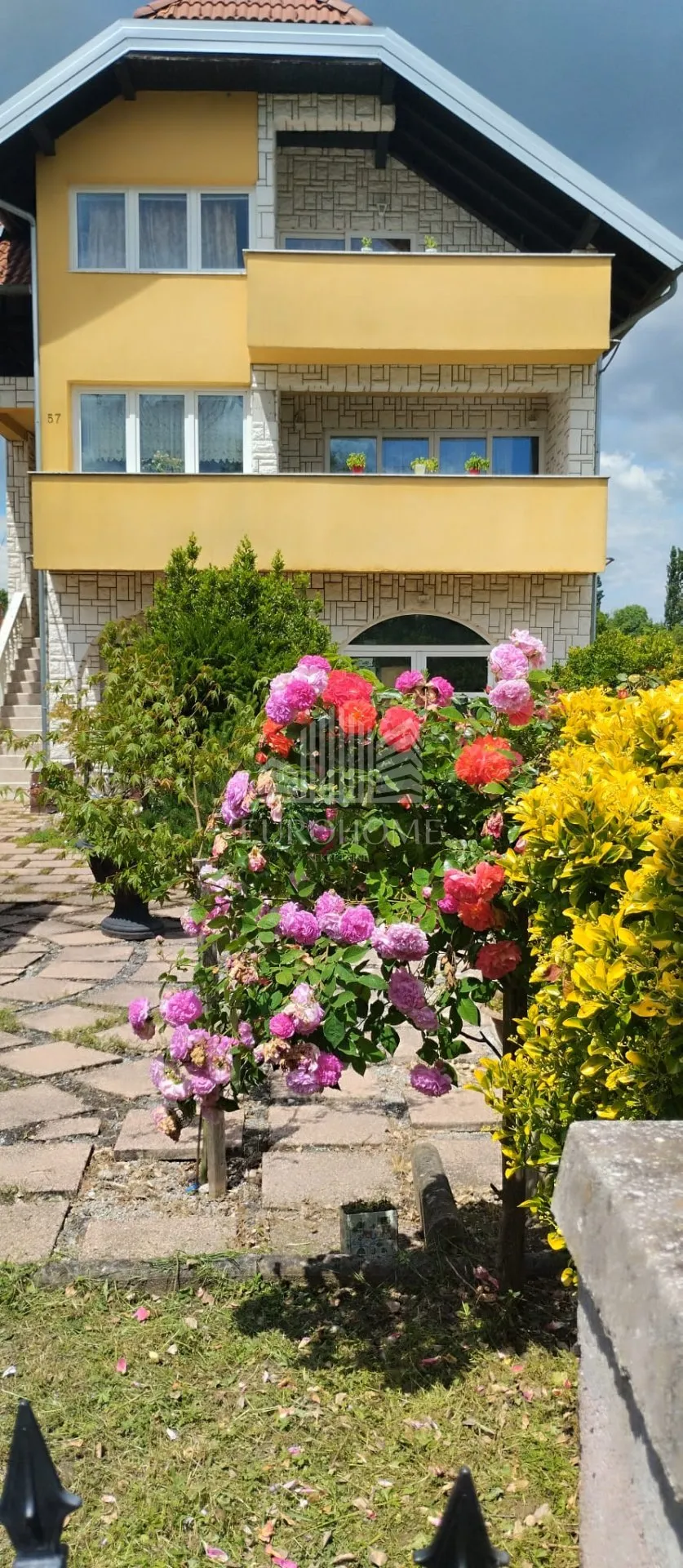 prostrana obiteljska kuća u mošćenici – 387 m² - slika 29