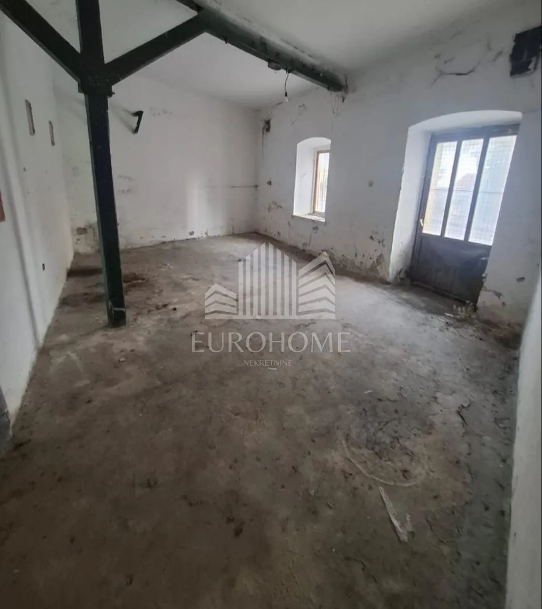 centar benkovca, prodaja zgrade za renovaciju,259m2 - slika 6