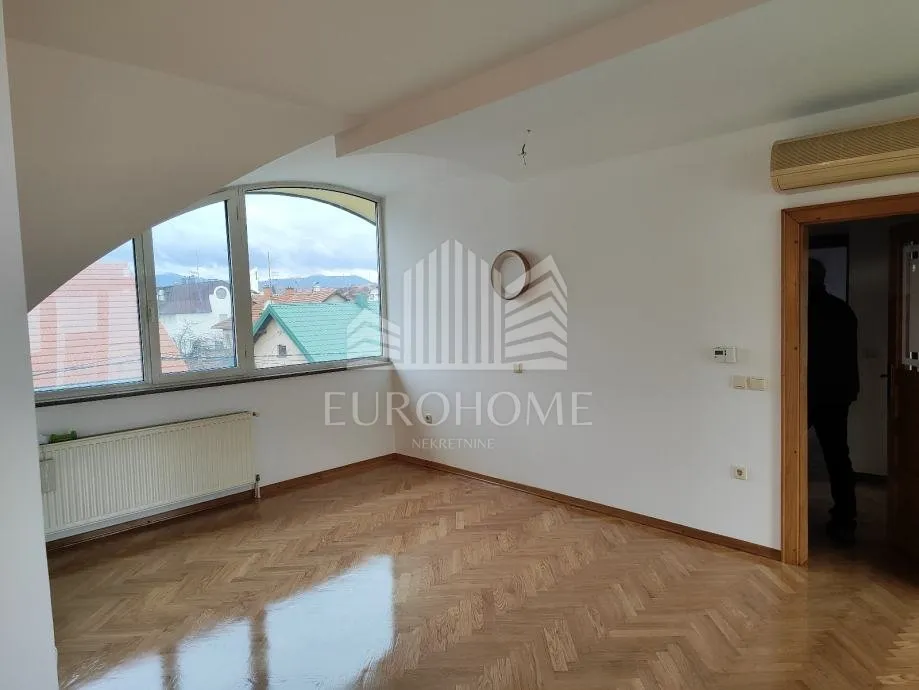 dvoetažni stan u zgradi, 3 sobe + 4 kupaonice – gornja dubrava - slika 7