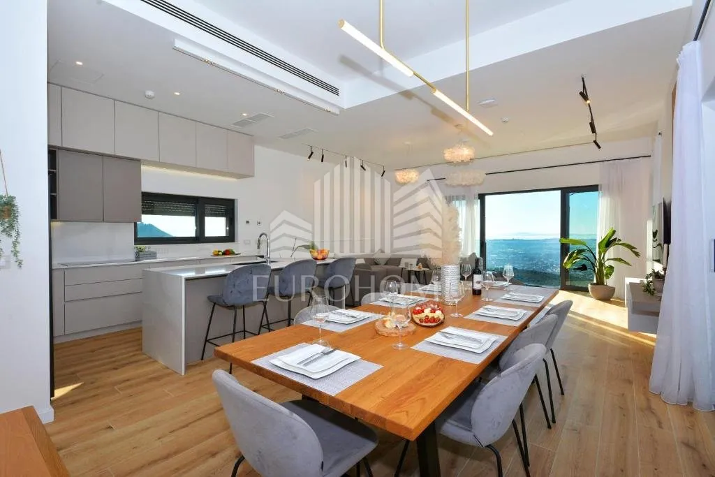 split, moderna villa, panoramski pogled, 223m2 - slika 21