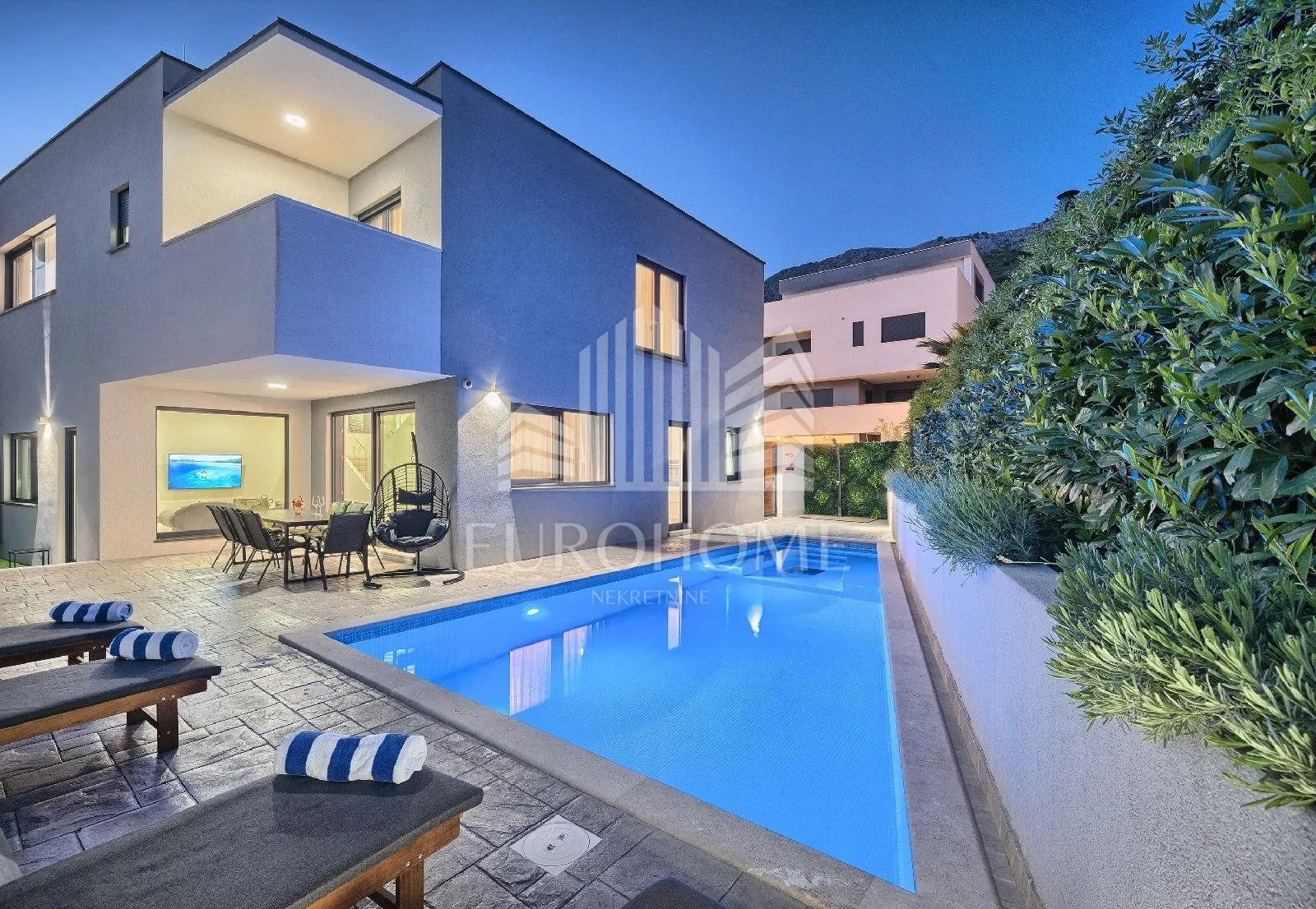 split, strožanac, villa u privatnom elitnom kompleksu, bazen, garaža, 350m2 - slika 2