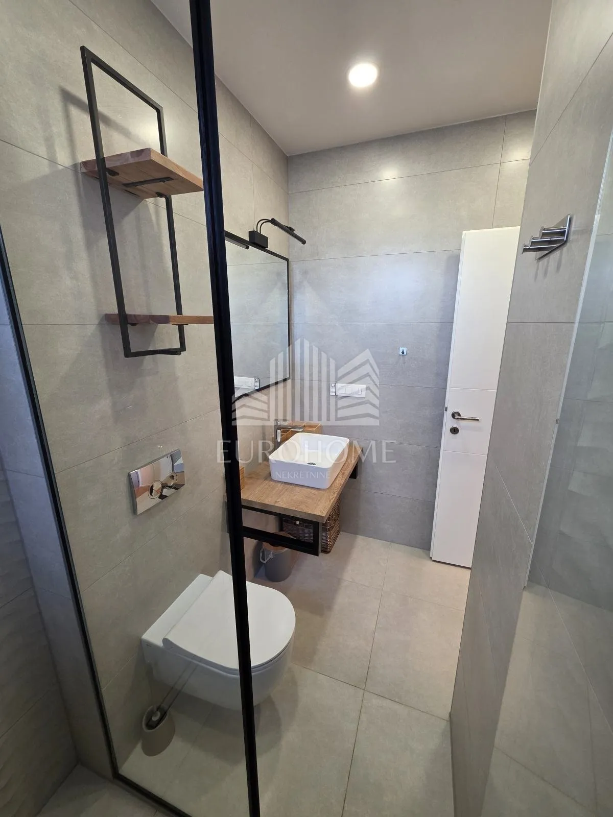 novalja |potpuno namješten stan, 2 spavaće sobe | 300 m od mora, 68m2 - slika 3