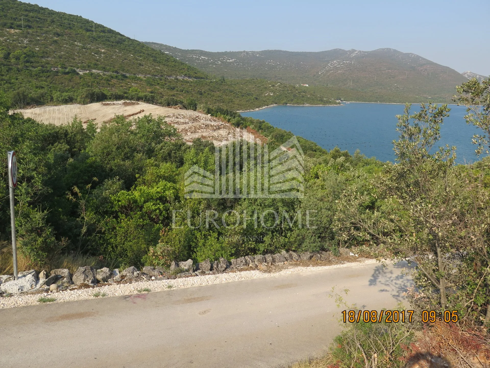 poljoprivredno zemljište 28.000 m2,mali ston - slika 5