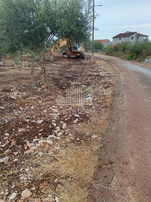 građevinsko zemljište 573m2, sukošan, debeljak - slika 2
