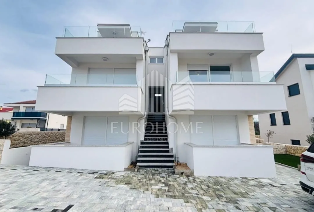 Gajac-Škuncini stani,novogradnja, 3-spbni stan ,pogled na more, 82m2 - Gajac, Novalja