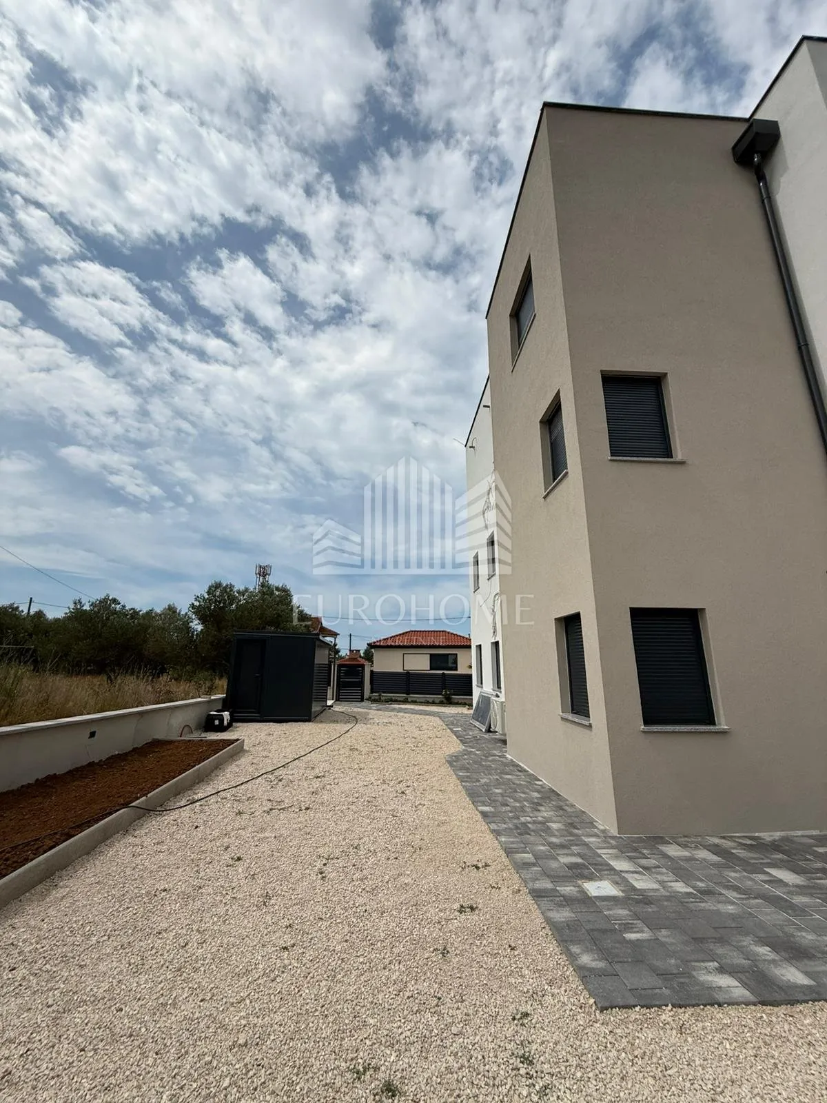 privlaka, odlična prilika ! novogradnja, prvi kat (78m2) - slika 6