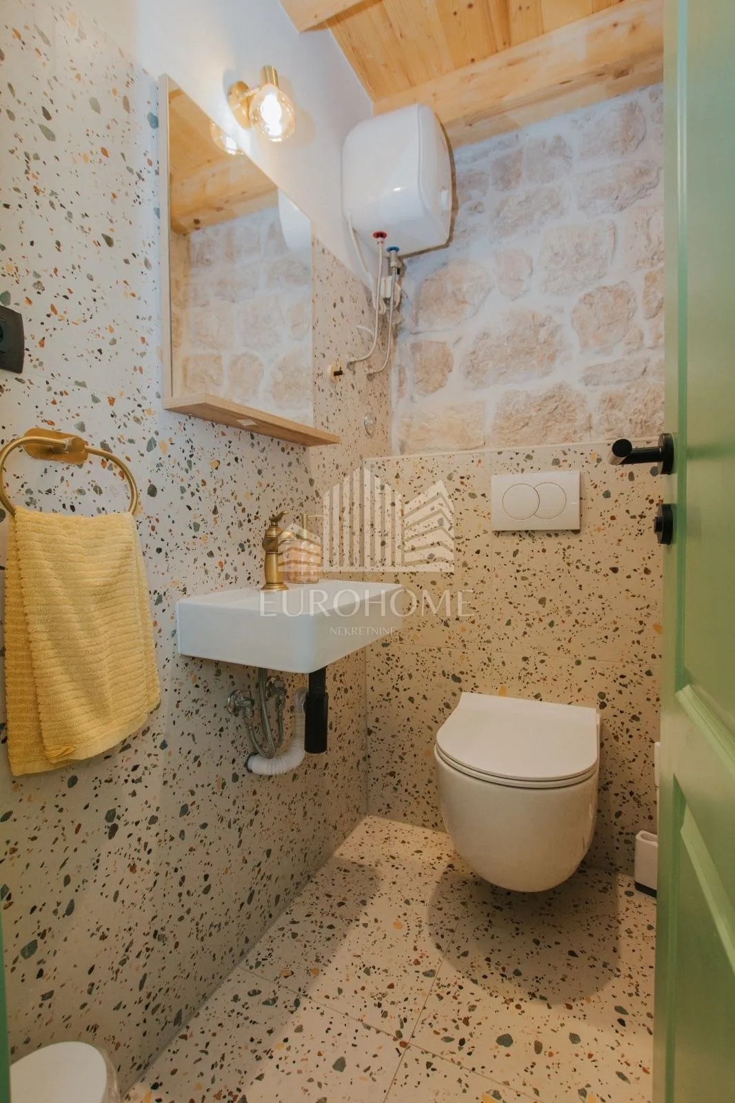 trogir, plano, autohtona dalmatinska kuća za najam, 70m2 - slika 15