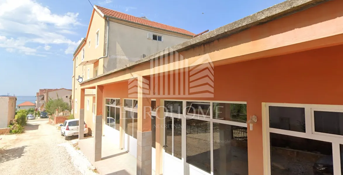 pakoštane, hostel sa 26 apartmana - slika 4