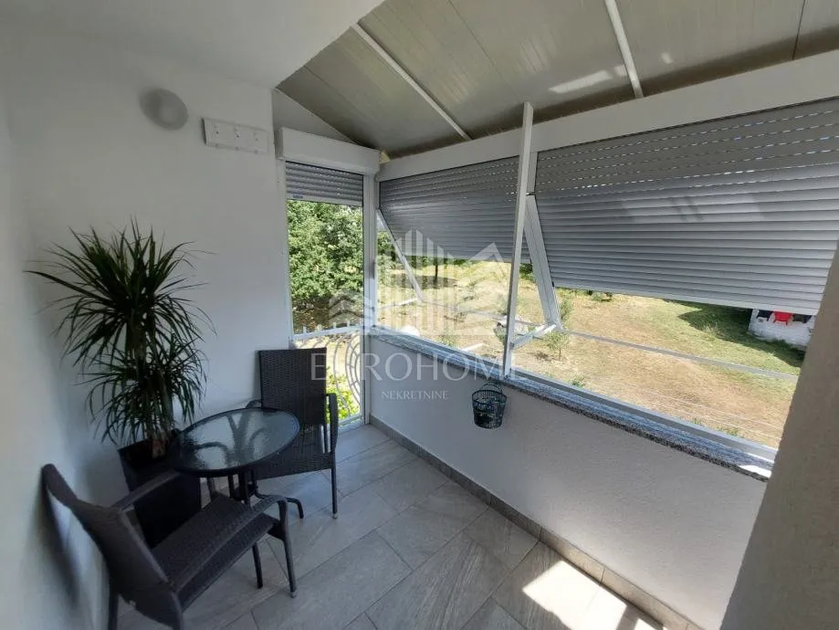 renovirani 2s stan, 50 m2, njivice-krk - slika 7