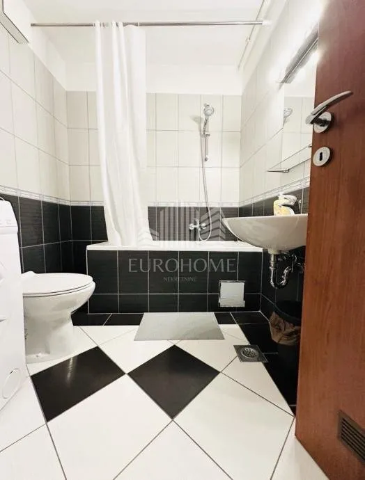 lanište-dvosoban stan s loggiom, garaža 57,65m2 - slika 7