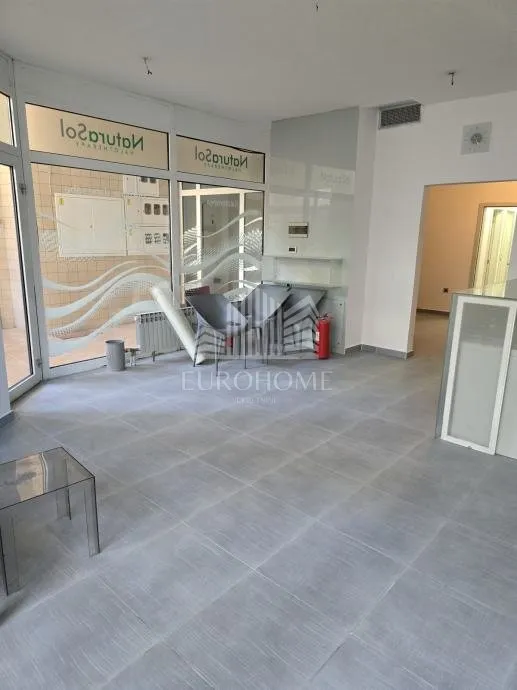 gupčeva zvijezda – 154 m² u odličnoj zgradi - 1.750€/m2 - slika 11