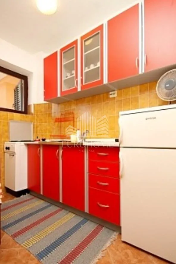 starigrad-paklenica, kuća sa 10 apartmana, 50 m od mora - slika 9