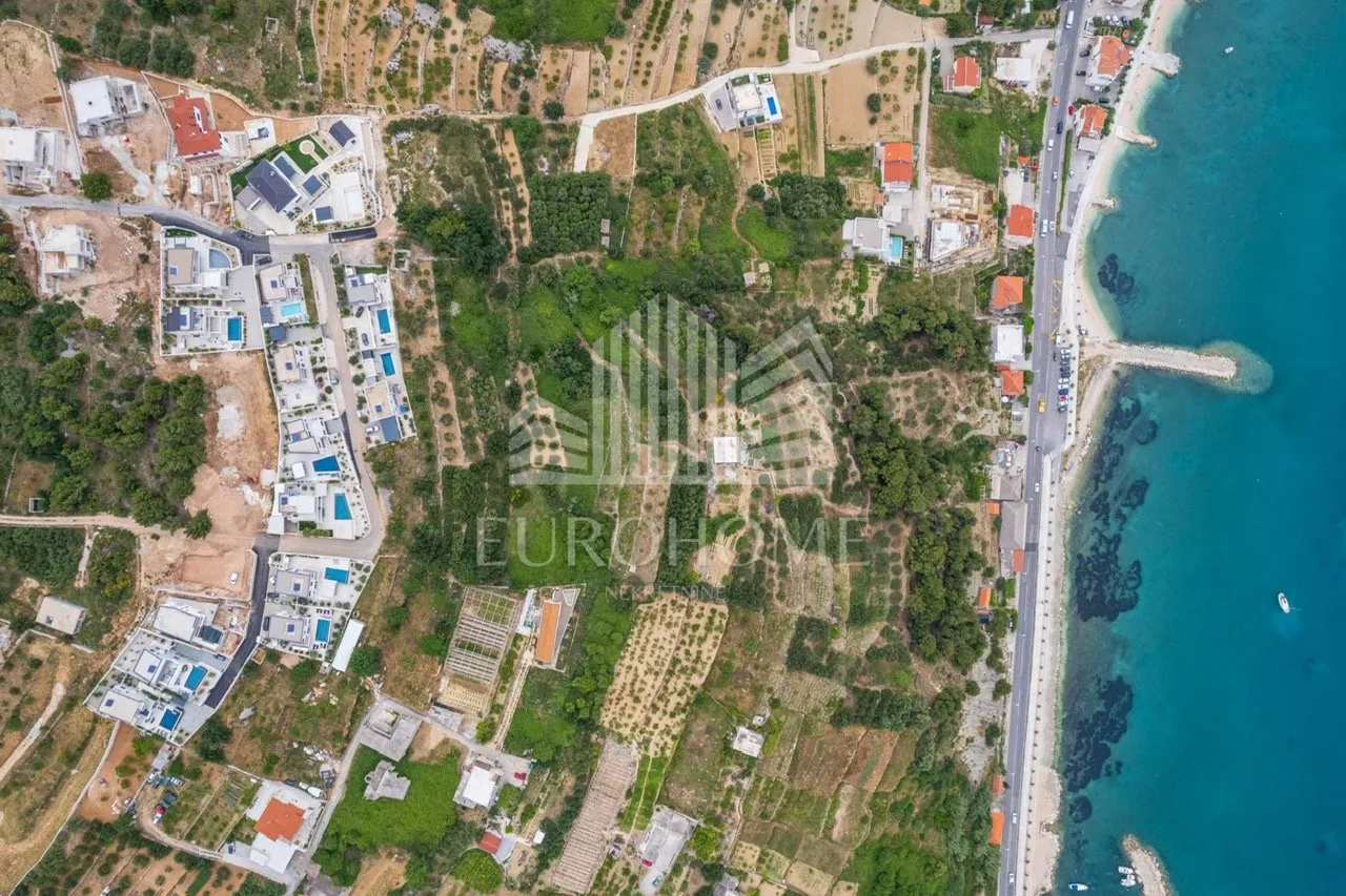 split, podstrana, urbana villa 300m od mora - slika 23