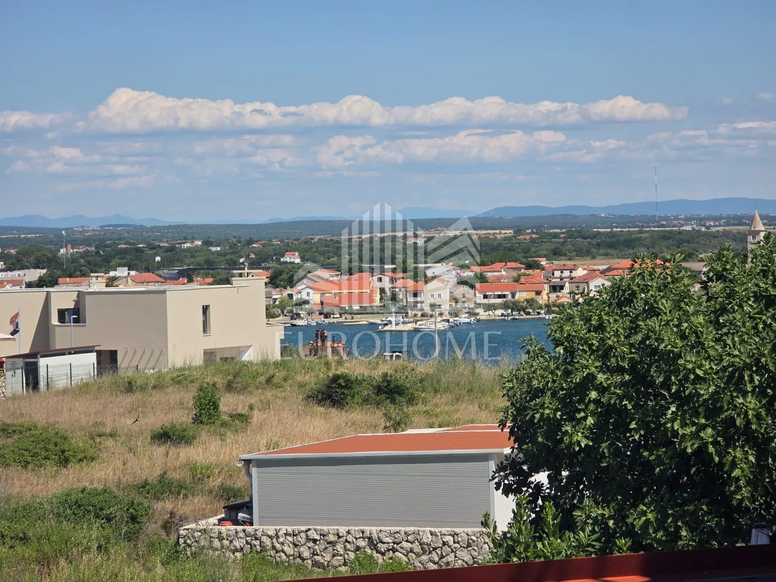 nin dvosoban apartman 55.30 m2 200 metara od mora - slika 1
