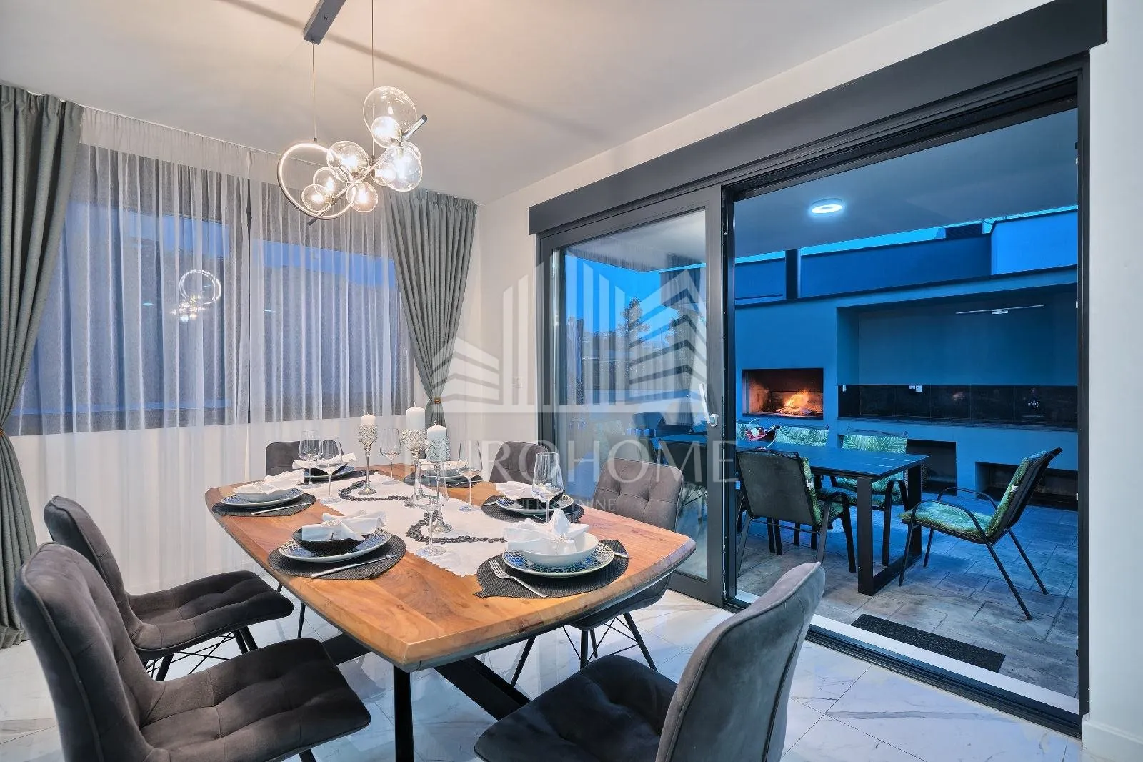 split, strožanac, villa u privatnom elitnom kompleksu, bazen, garaža, 350m2 - slika 3