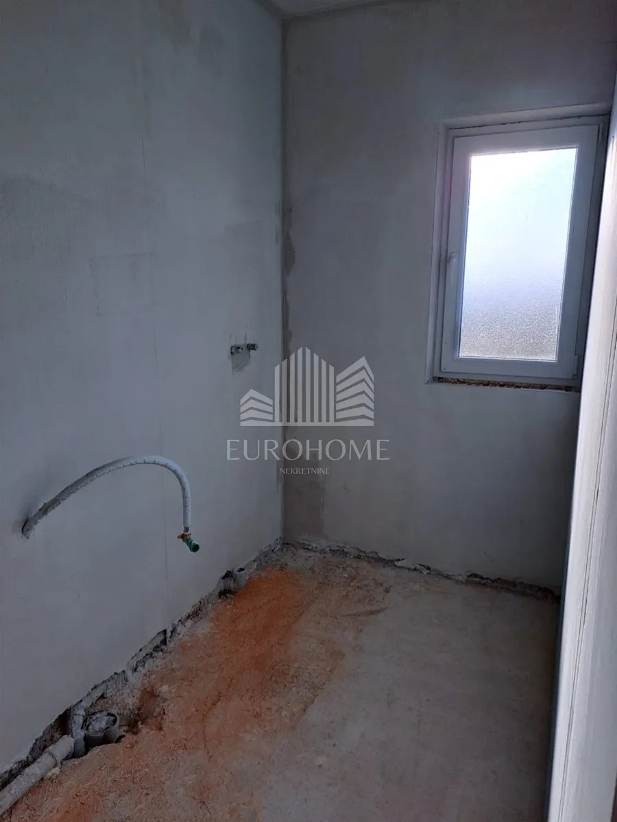 novogradnja, murvica kuća sa bazenom 256m2, 1835€/m2 - slika 7