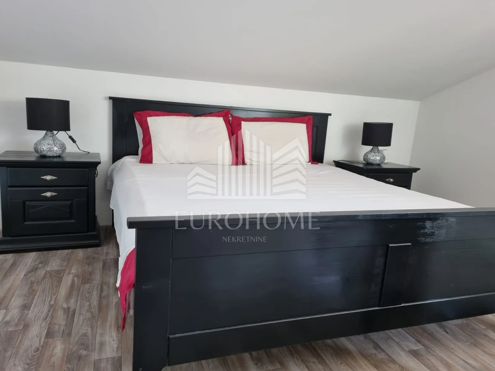 tkon,dvosoban apartman 66m2+pm, 100 m od mora,pogled - slika 11