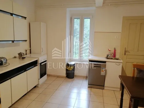 JUKIĆEVA(suteren) ,115m2,4s stan - Zagreb
