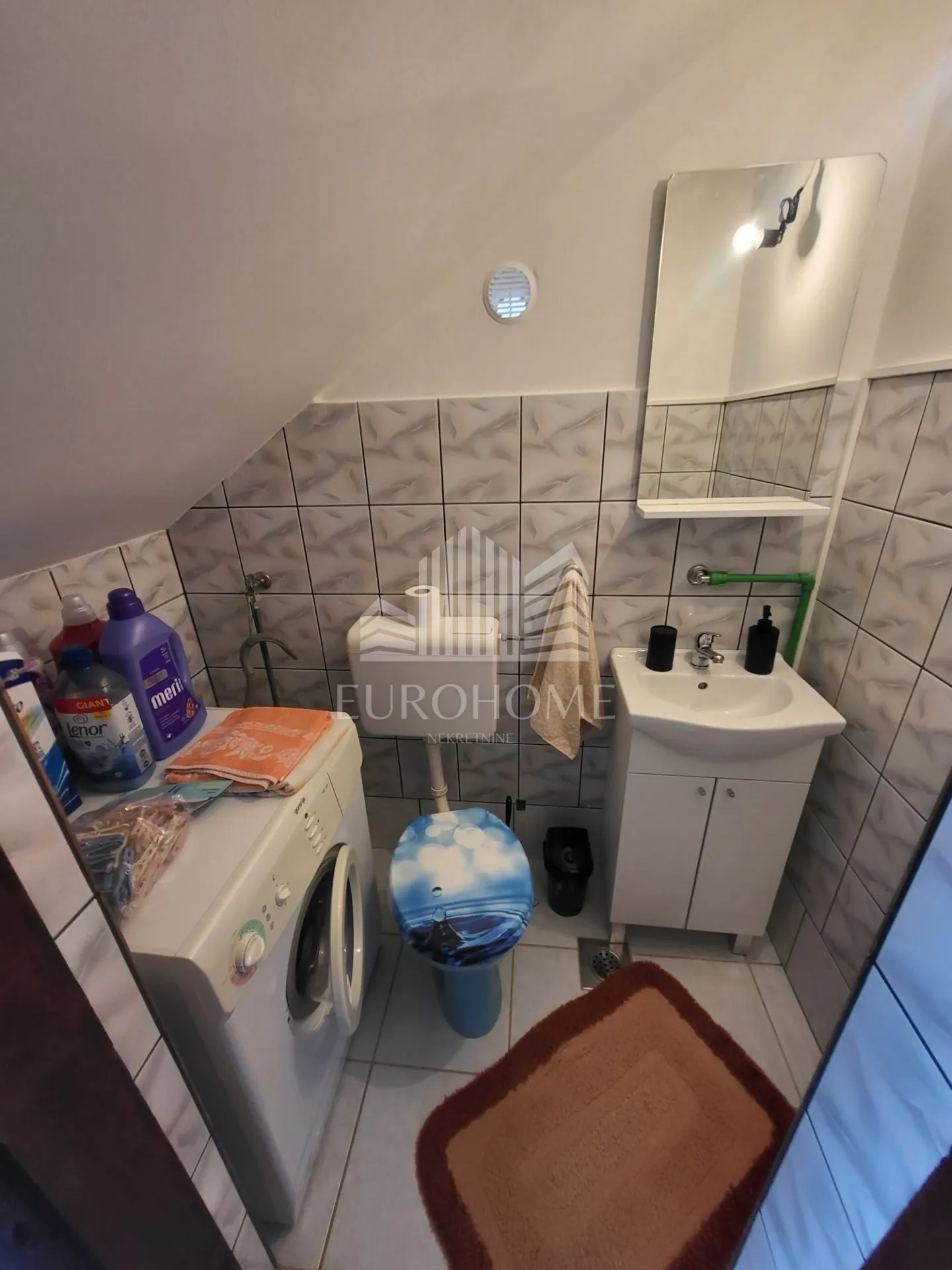 posedarje-podgradina;najam kuće za radnike-min 4osobe/max 12 osoba - slika 13