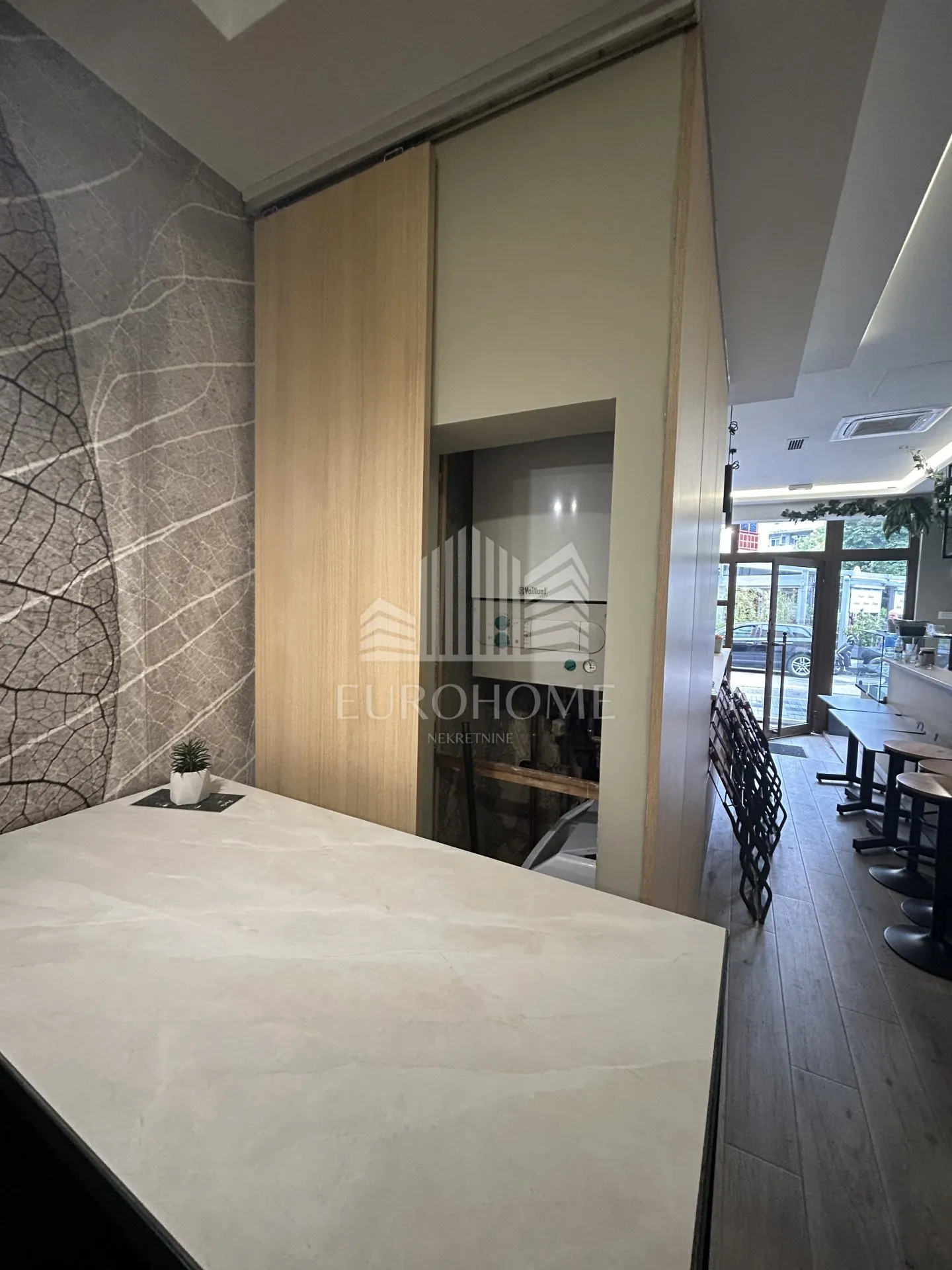 renoviran i opremljen poslovni prostor od 70m² u centru zagreba - slika 15