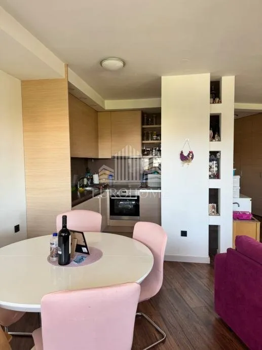 stan 68m², jarun, pogled na park - slika 6