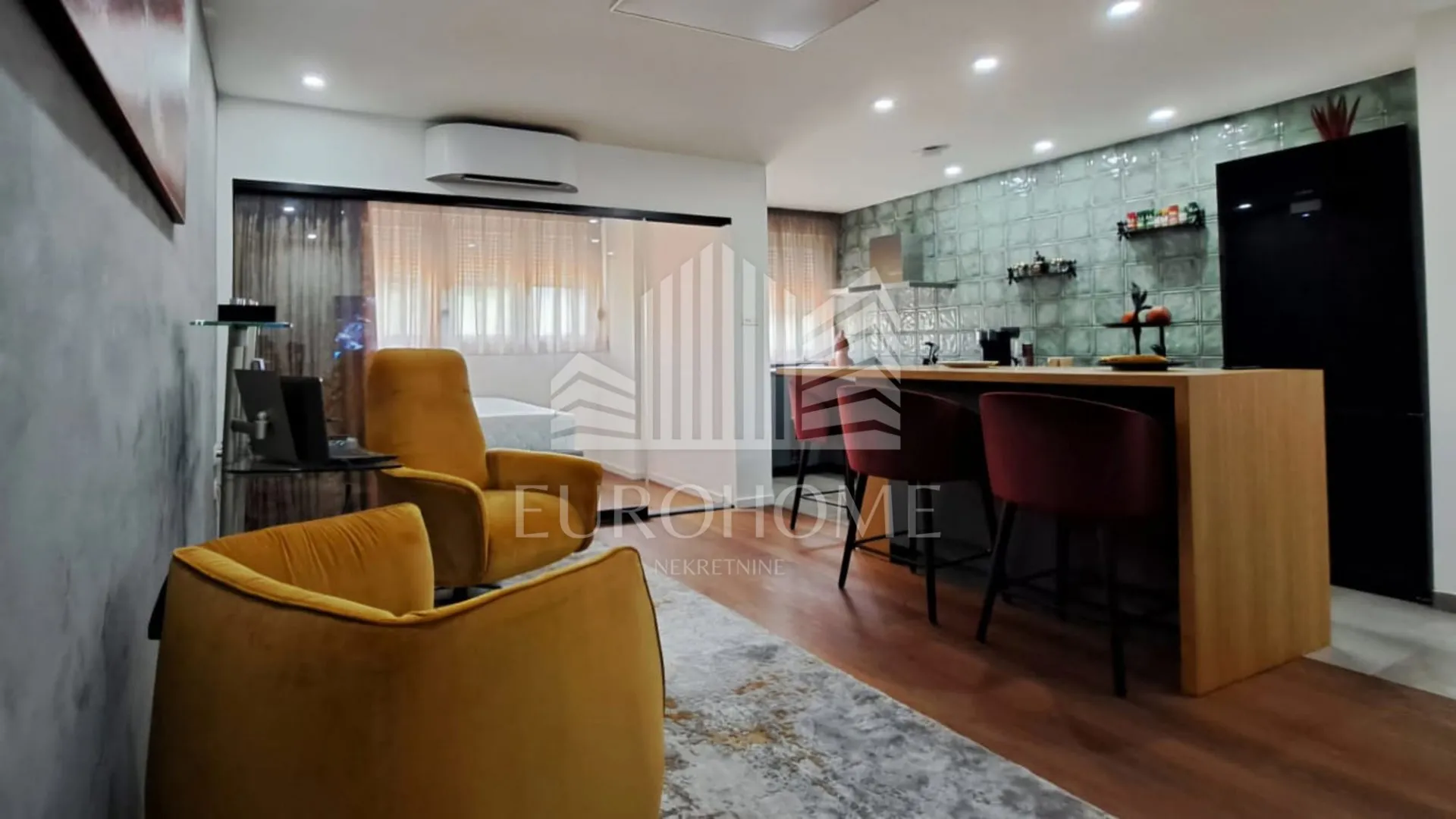 NOVOUREĐEN STAN 62m2, PREČKO, TREŠNJEVKA JUG - Zagreb