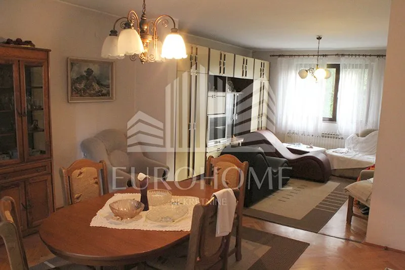 prodaja kuće/poslovna prilika + manji stambeni objekt, 400 m2, mičevec - slika 9