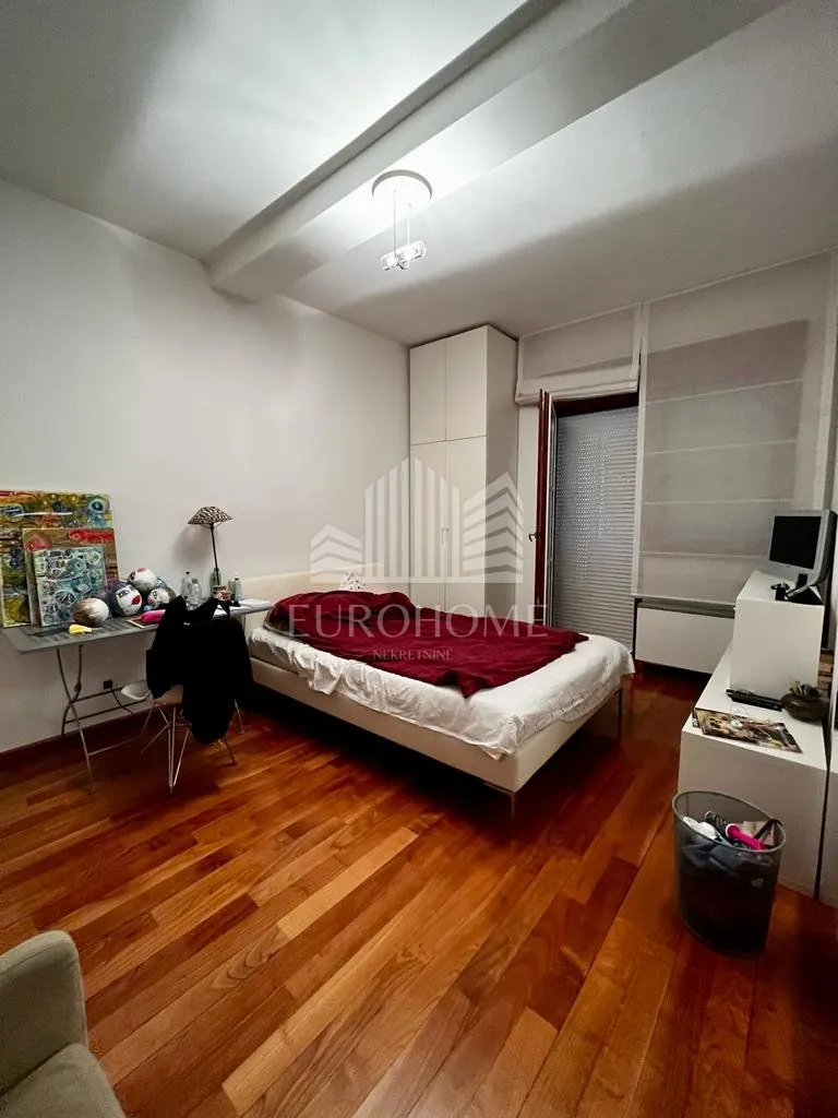 pantovčak, vila sa bazenom, 430m2 - slika 14